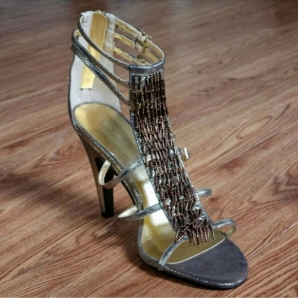 📌NINE WEST BARCLAY BEADED FRINGE STRAPPY METALLIC SANDALS WOMEN'S SIZE US 10 - Picture 3 of 7